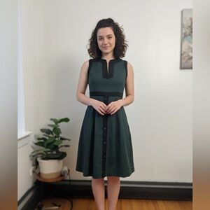 Tulle green and black sleeveless fit-and-flare shirt dress